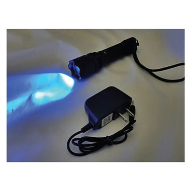 see  areas of urine residue inspection SCOE 10x Professional Rechargeable Blacklight 